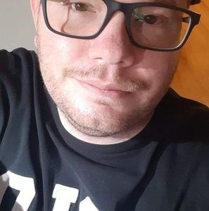 Meet your Posher, Marc